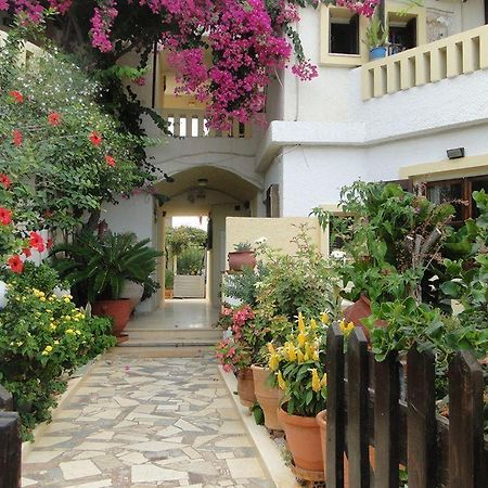 Paradise Inn Μίλατος Εξωτερικό φωτογραφία